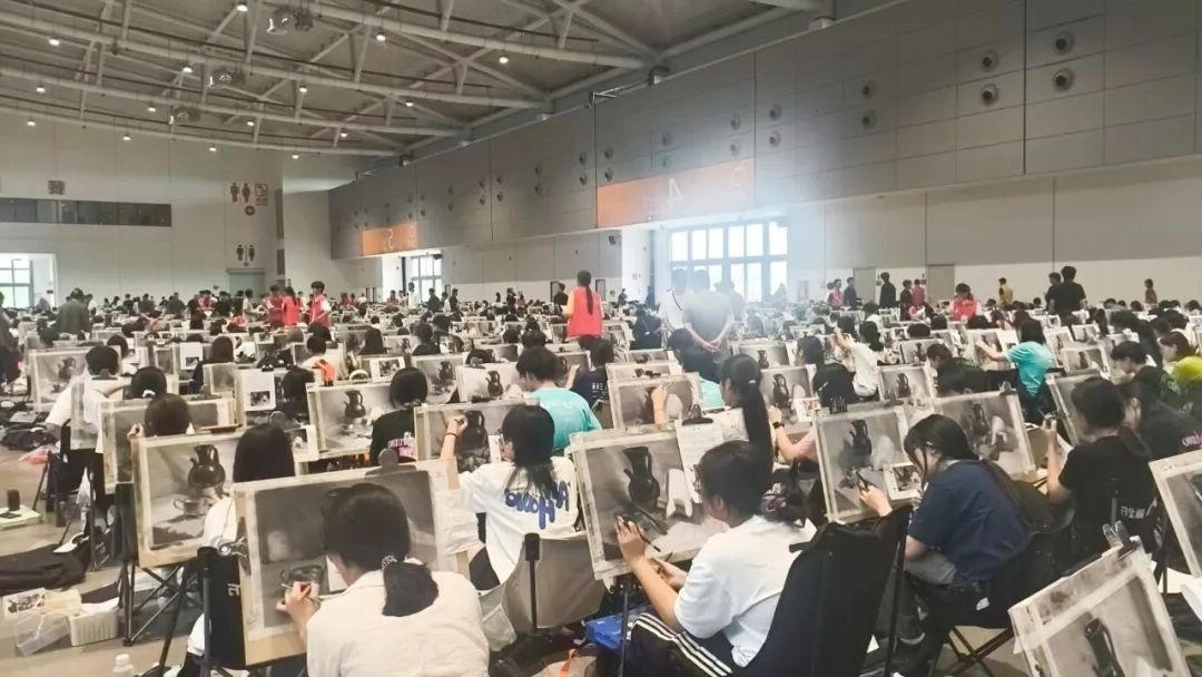 皇冠博彩
